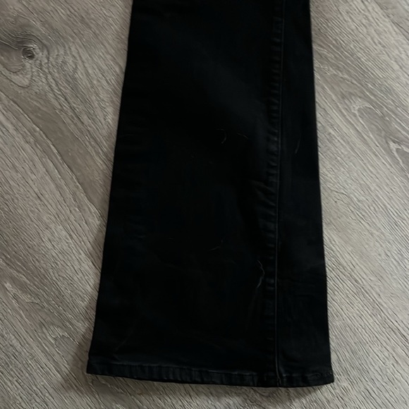 Universal Thread high rise flare button fly jeans. - Picture 4 of 10